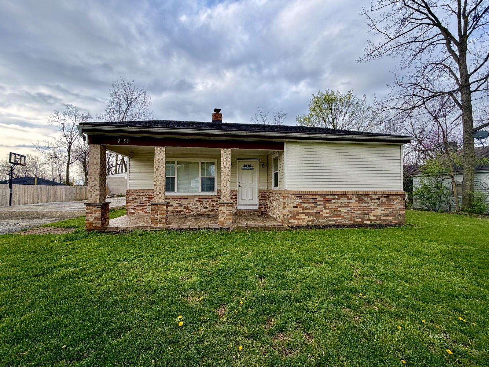 2153 Sonora Dr Property Photo 1