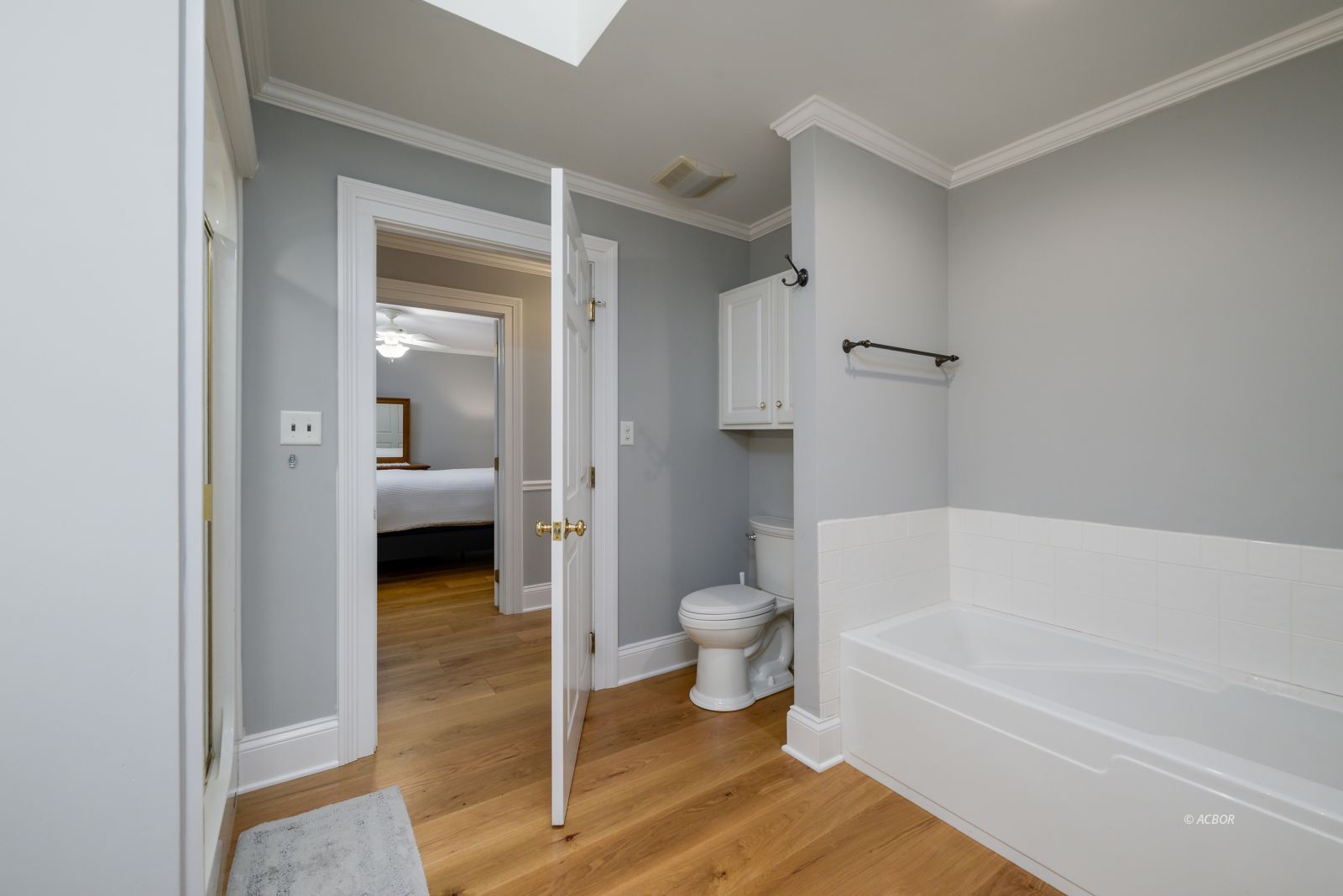 561 First Ave Property Photo 32