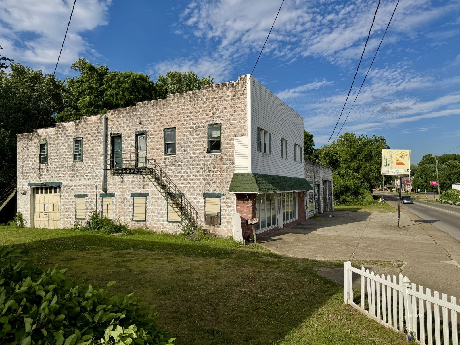 1274 Eastern Ave Property Photo 21
