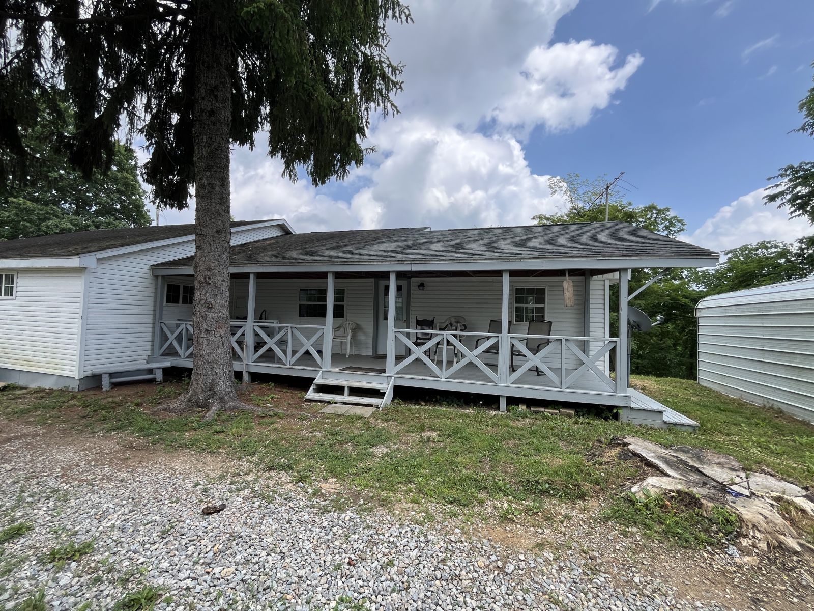 37900 Holley Rd Property Photo 3