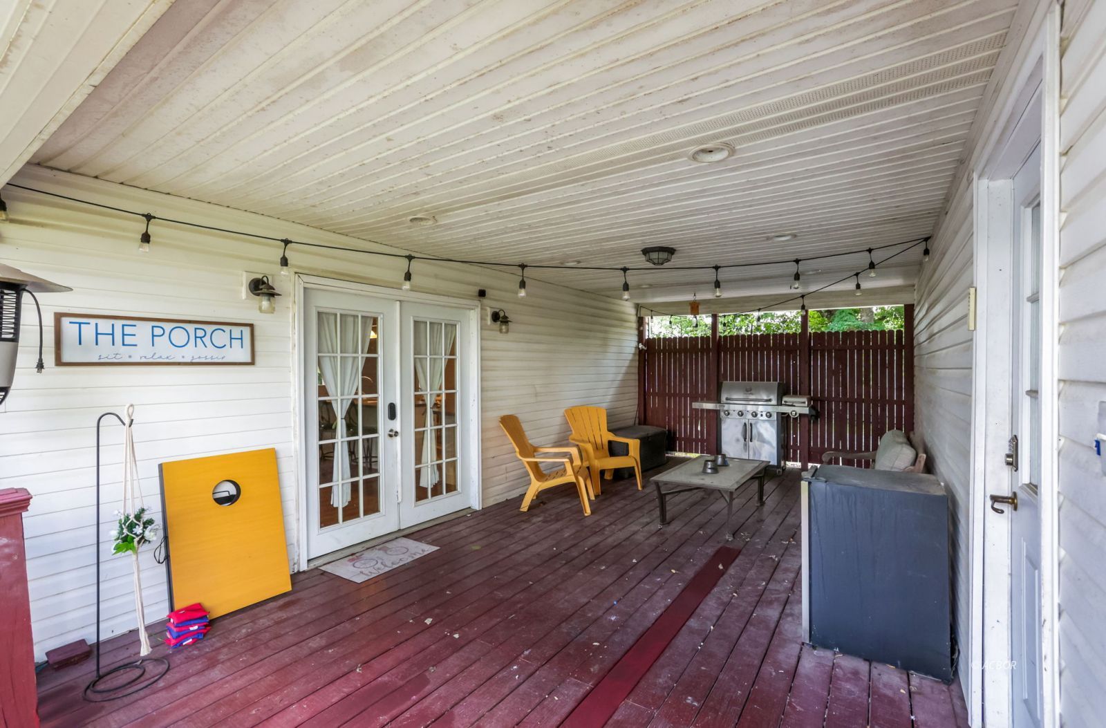 403 W South St Property Photo 44