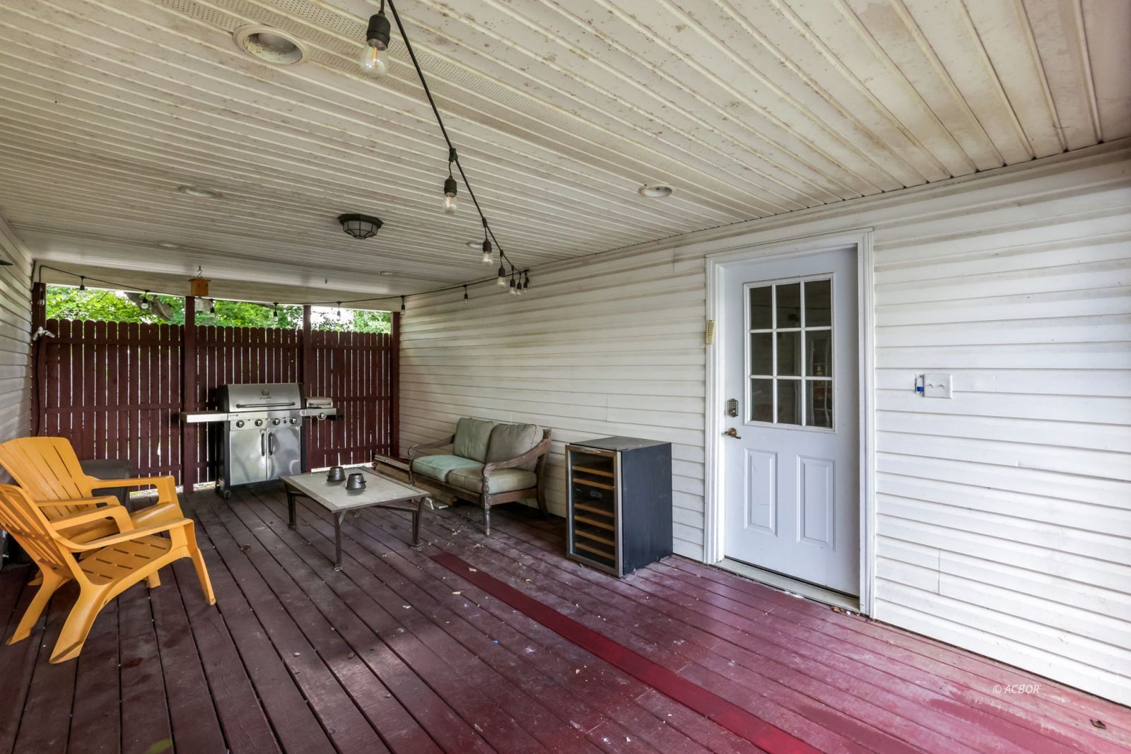 403 W South St Property Photo 45