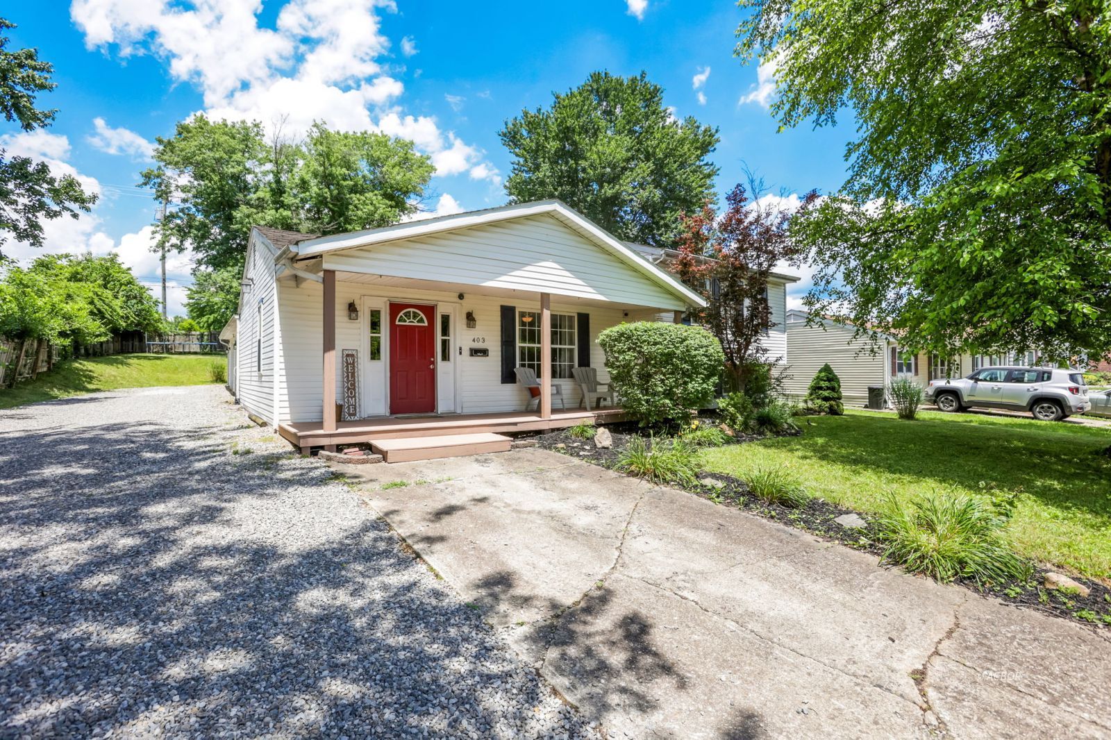 403 W South St Property Photo 54