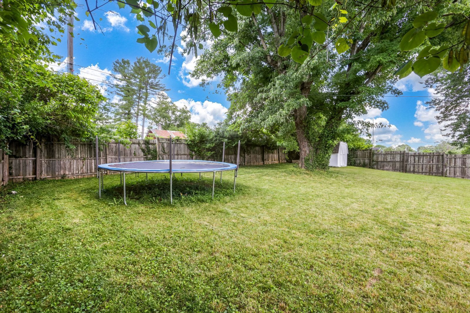 403 W South St Property Photo 64