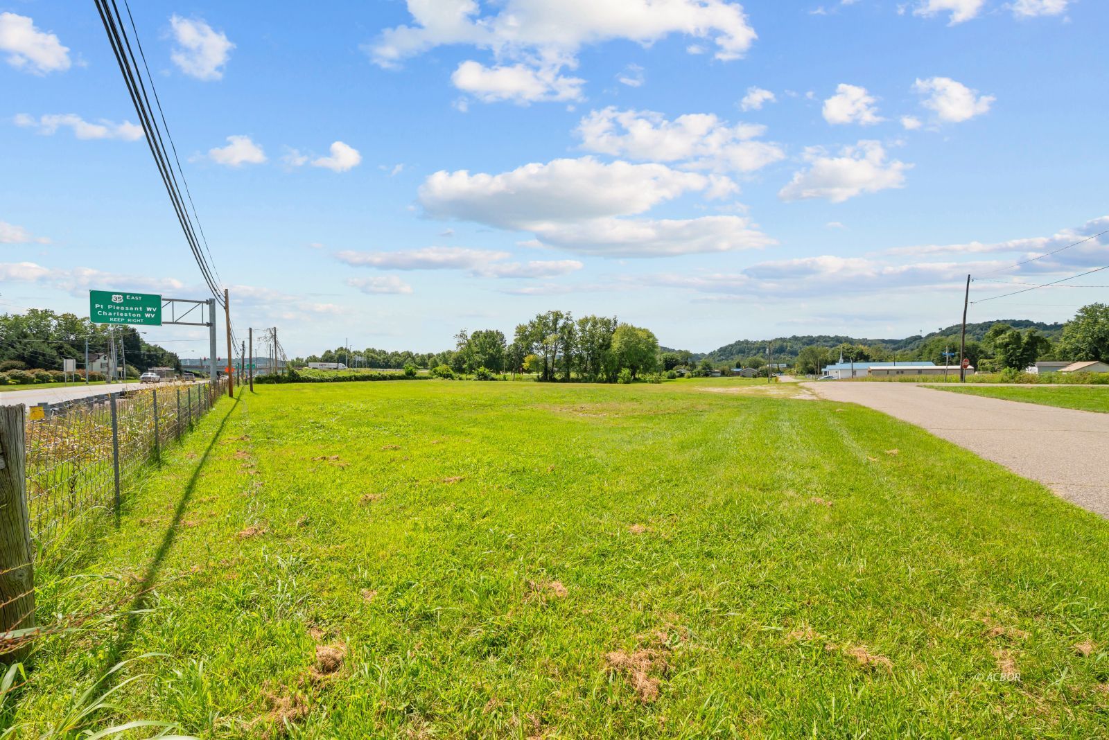 Sr 7 Property Photo 1