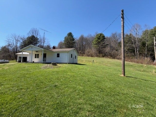 22497 State Route 93 S Property Photo 9