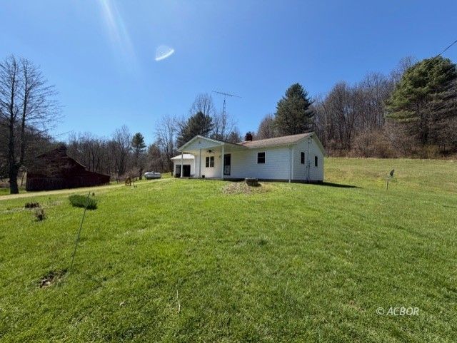 22497 State Route 93 S Property Photo 18