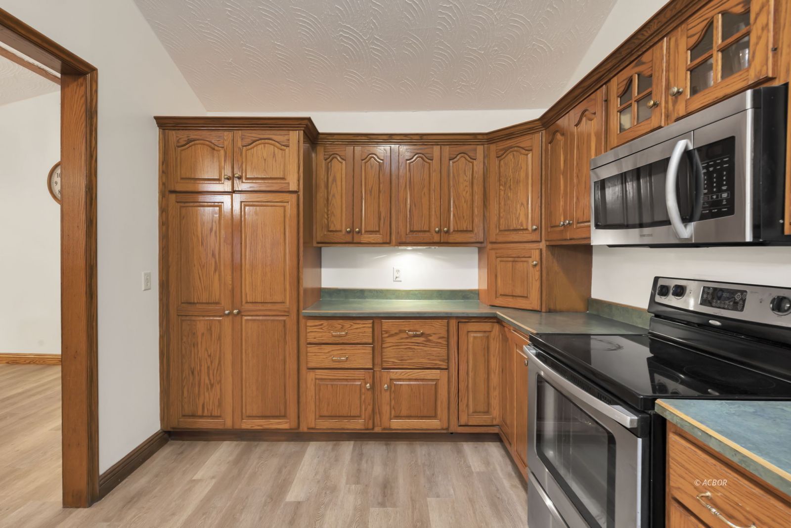 22529 Conrad Rd Property Photo 21
