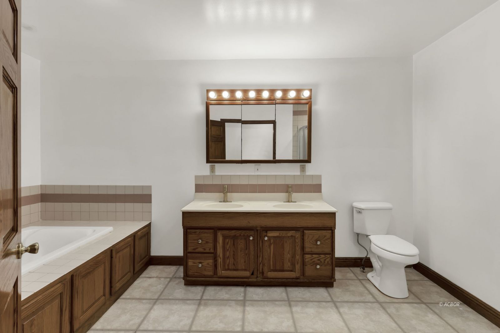 22529 Conrad Rd Property Photo 29