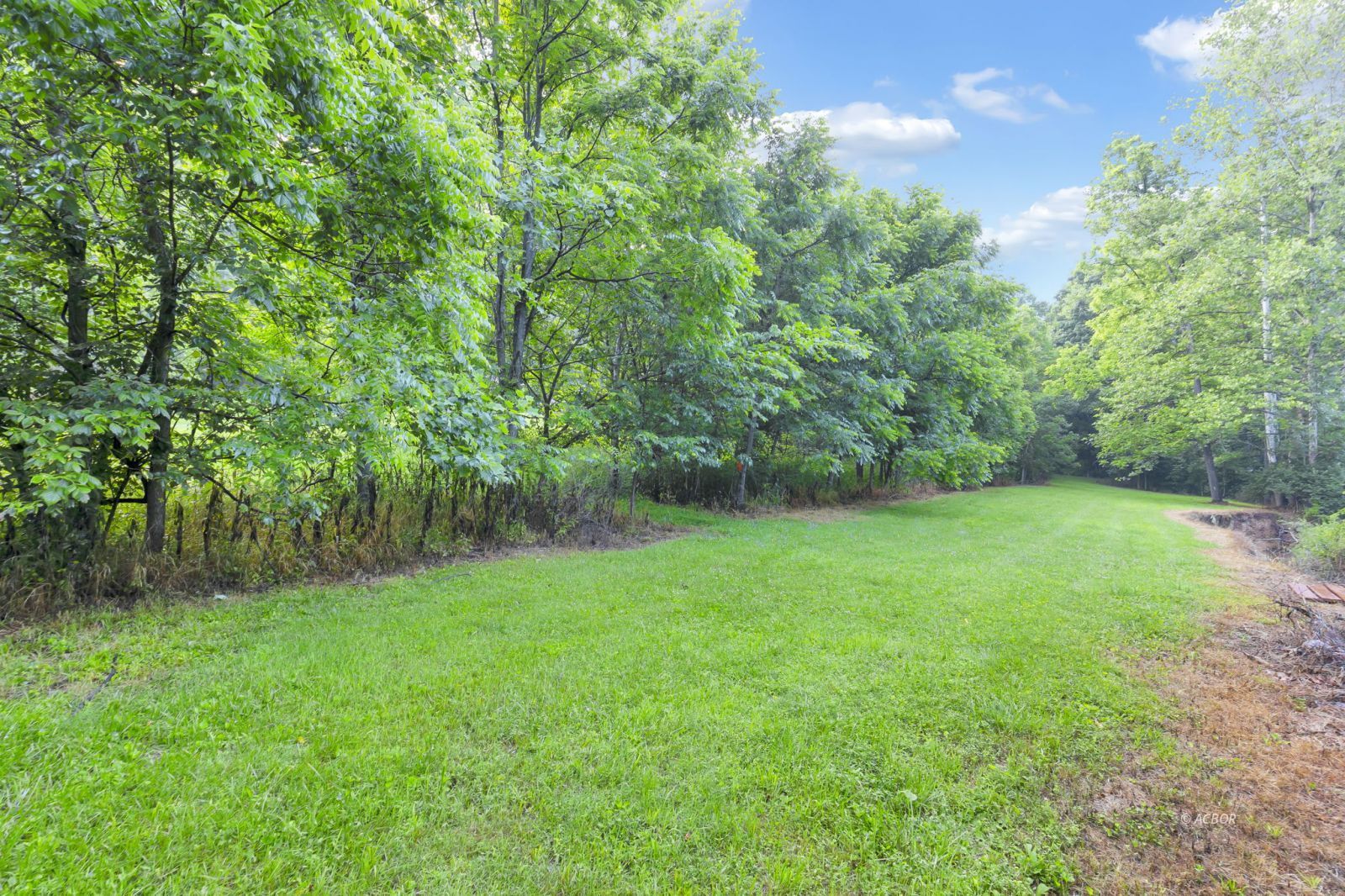 22529 Conrad Rd Property Photo 40