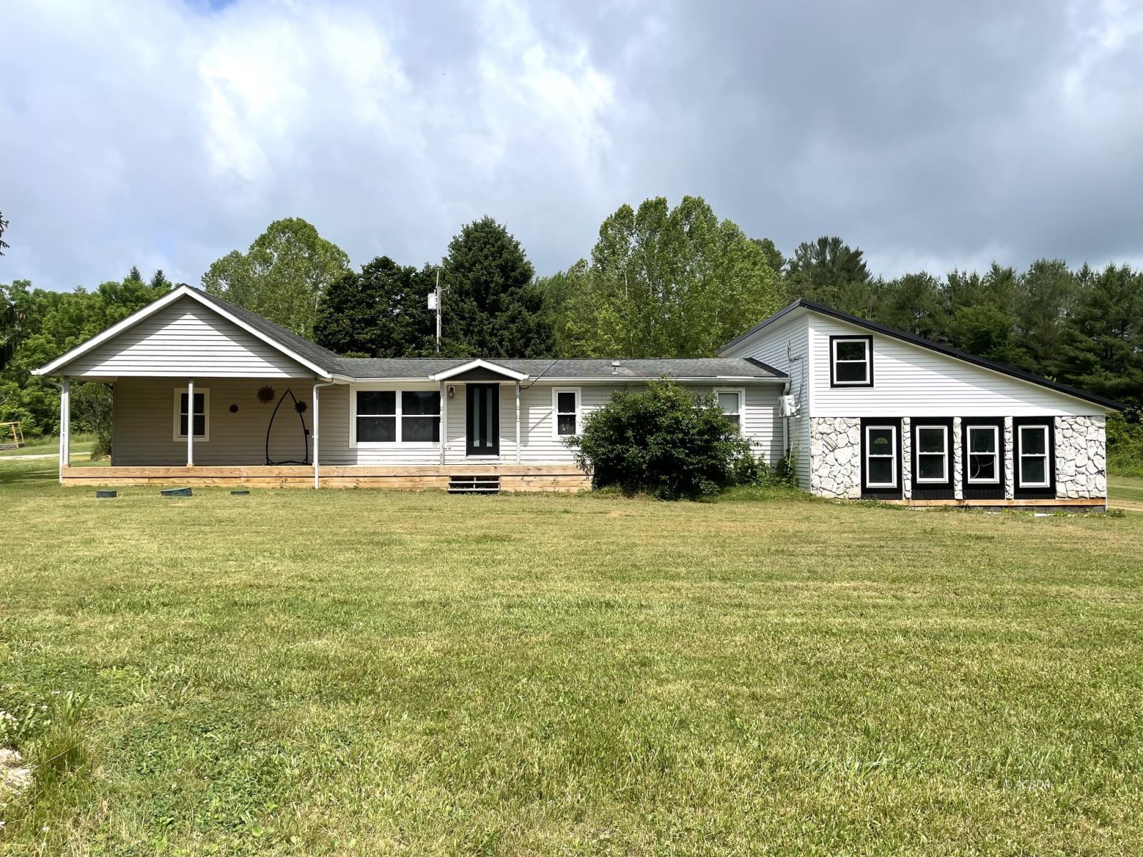 15351 Berry Road Property Photo 1