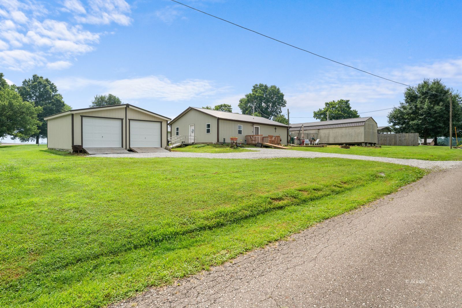 28634 Tackerville Rd. Property Photo 1