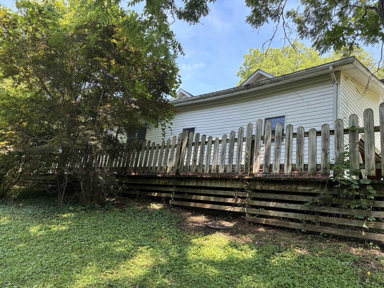 1420 Story Run Rd Property Photo 1