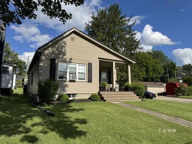 302 N New York Ave Property Photo 1