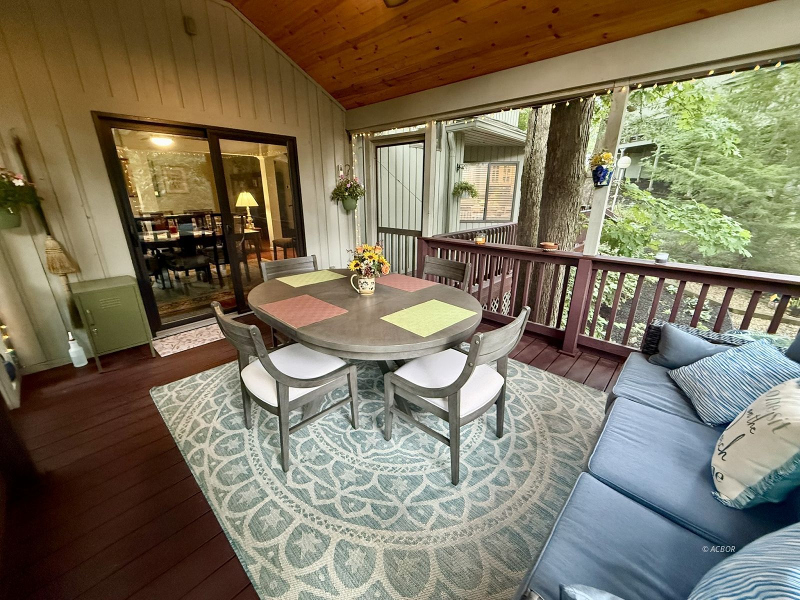 7027 Woodmere Dr Property Photo 13