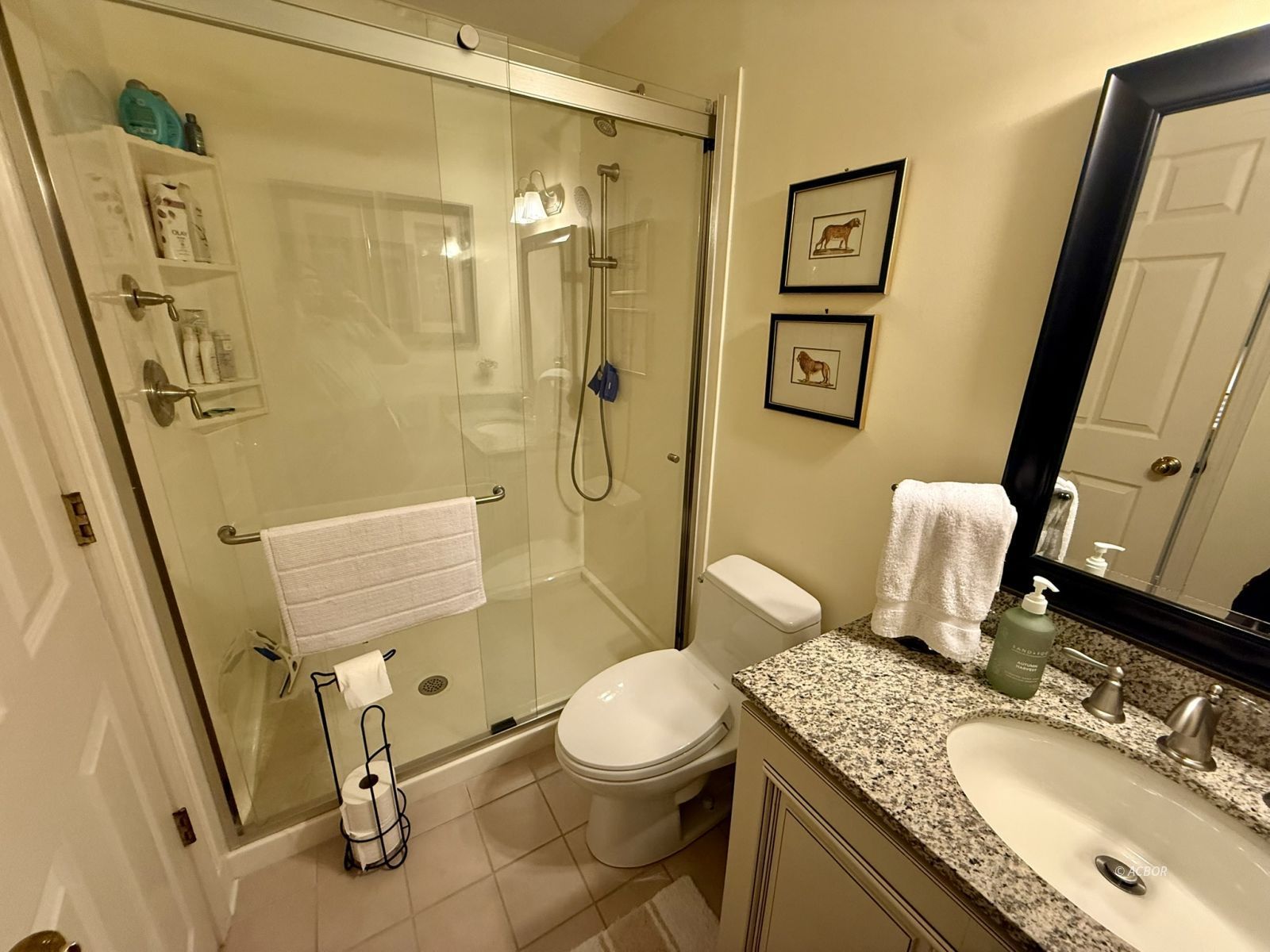 7027 Woodmere Dr Property Photo 23