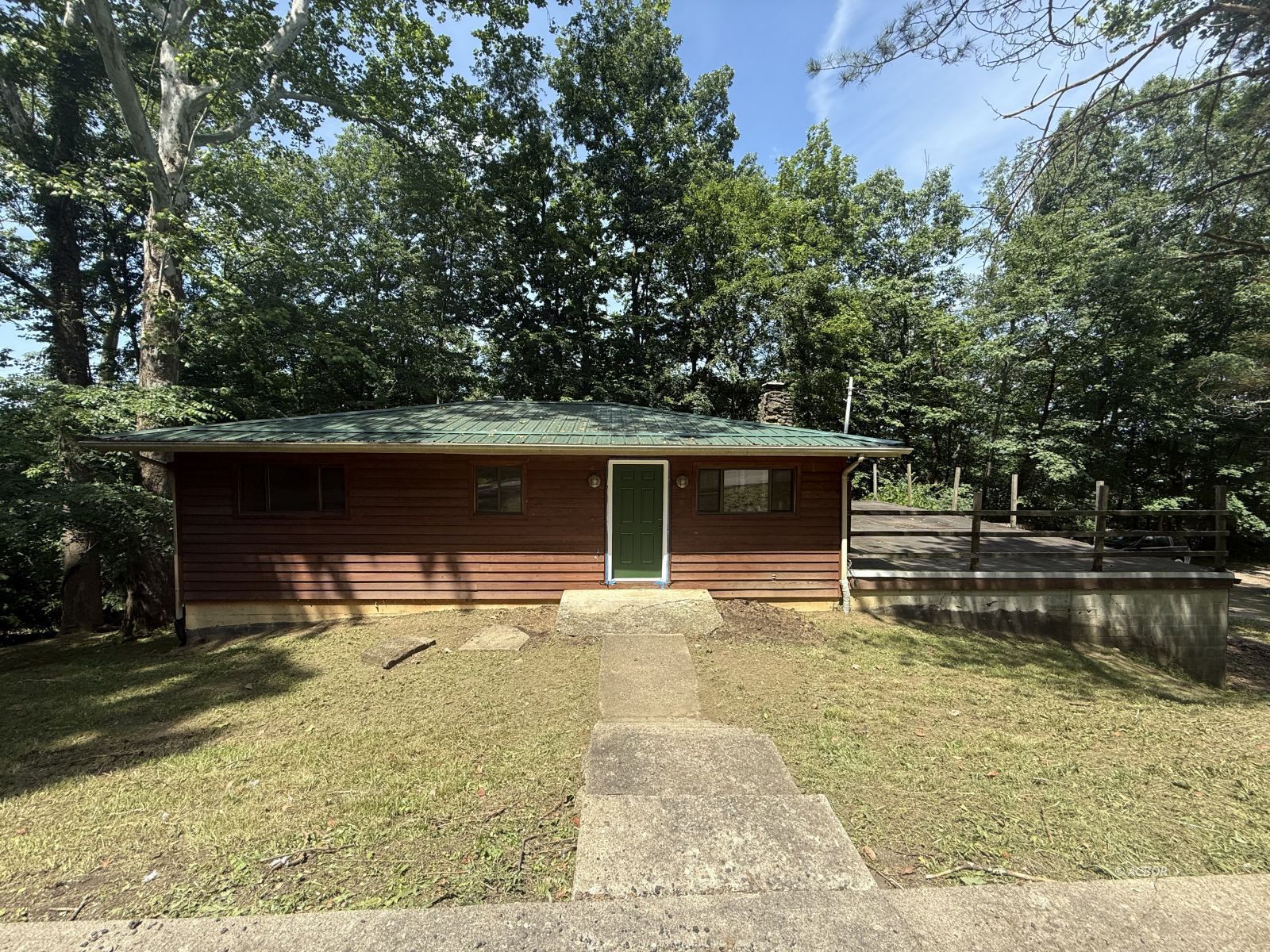 6 Riverview Dr Property Photo 1