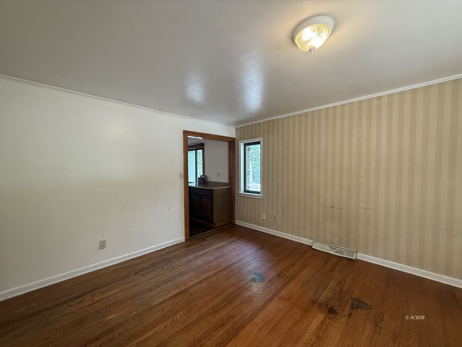 6 Riverview Dr Property Photo 3