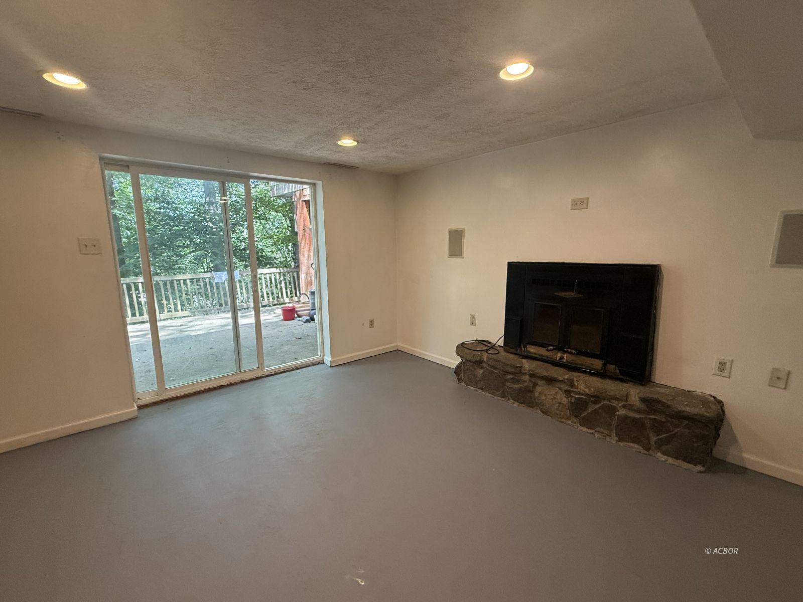 6 Riverview Dr Property Photo 19