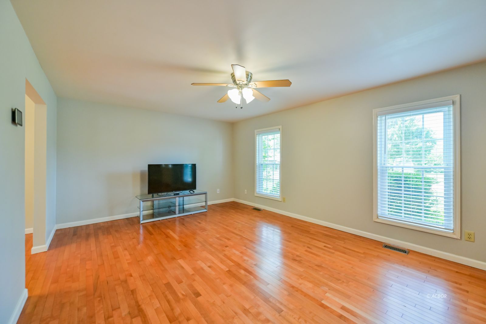 326 Carroll Rd Property Photo 6