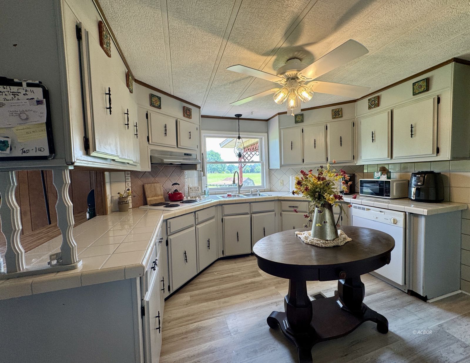 238 Vanco Road Property Photo 9