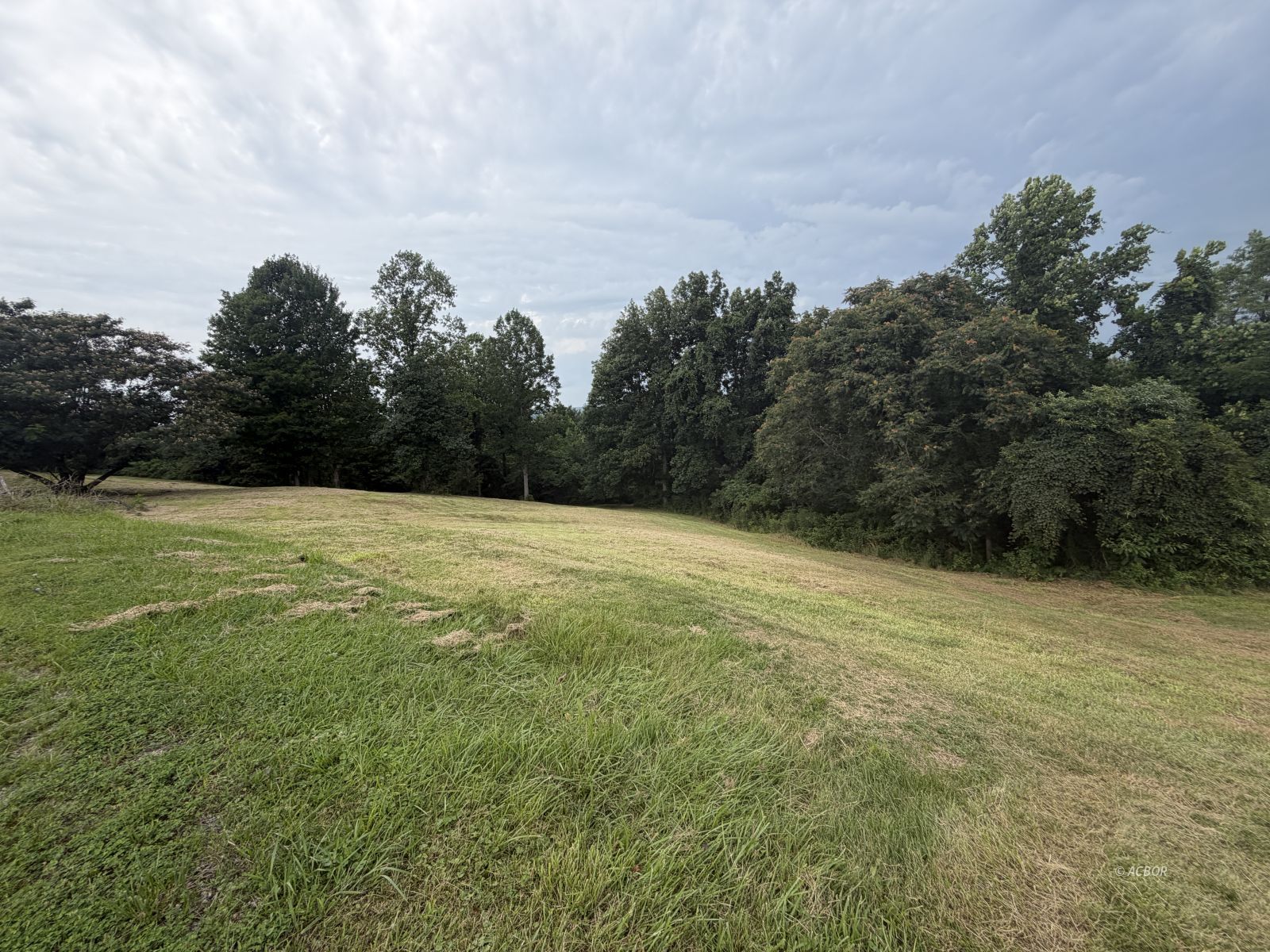 Jonathan Ln Property Photo 1
