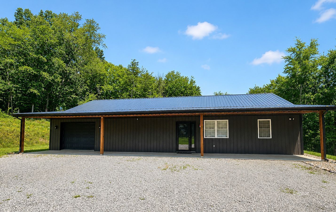14543 Beaver Pike Property Photo 1
