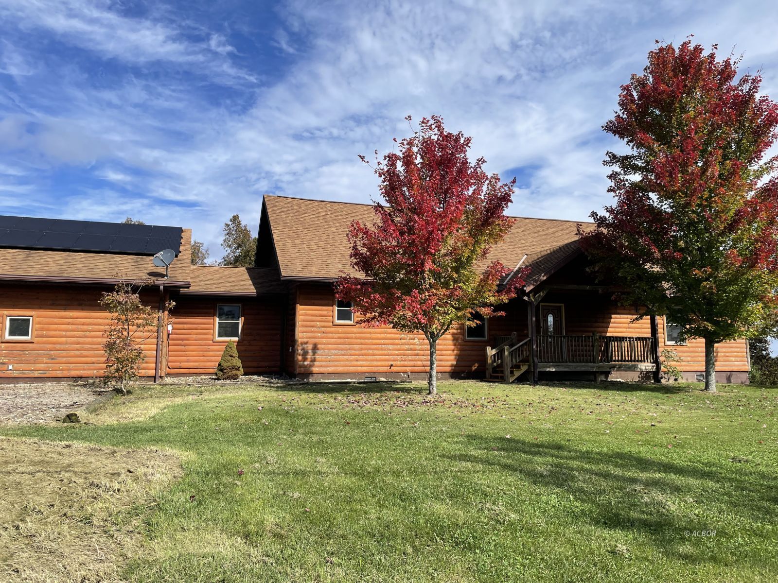 10100 Dowler Ridge Rd Property Photo 1