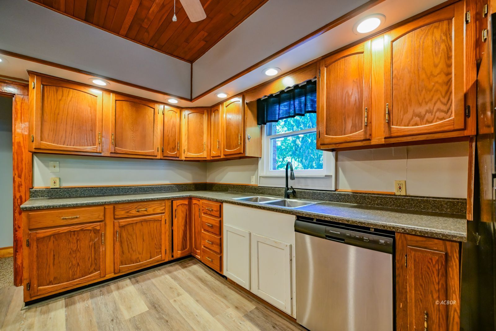 197 Grosvenor Property Photo 12