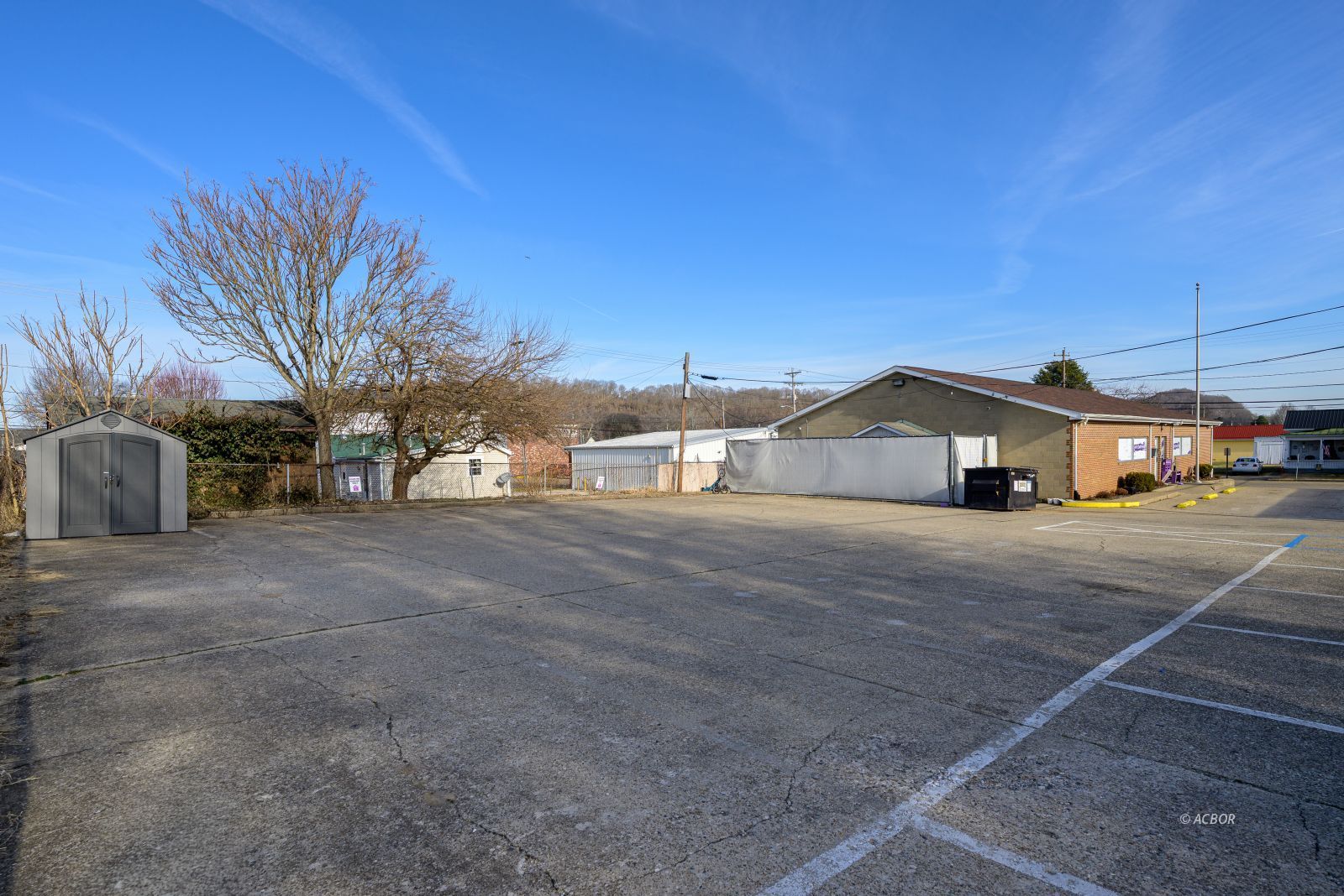 49 Olive St Property Photo 12