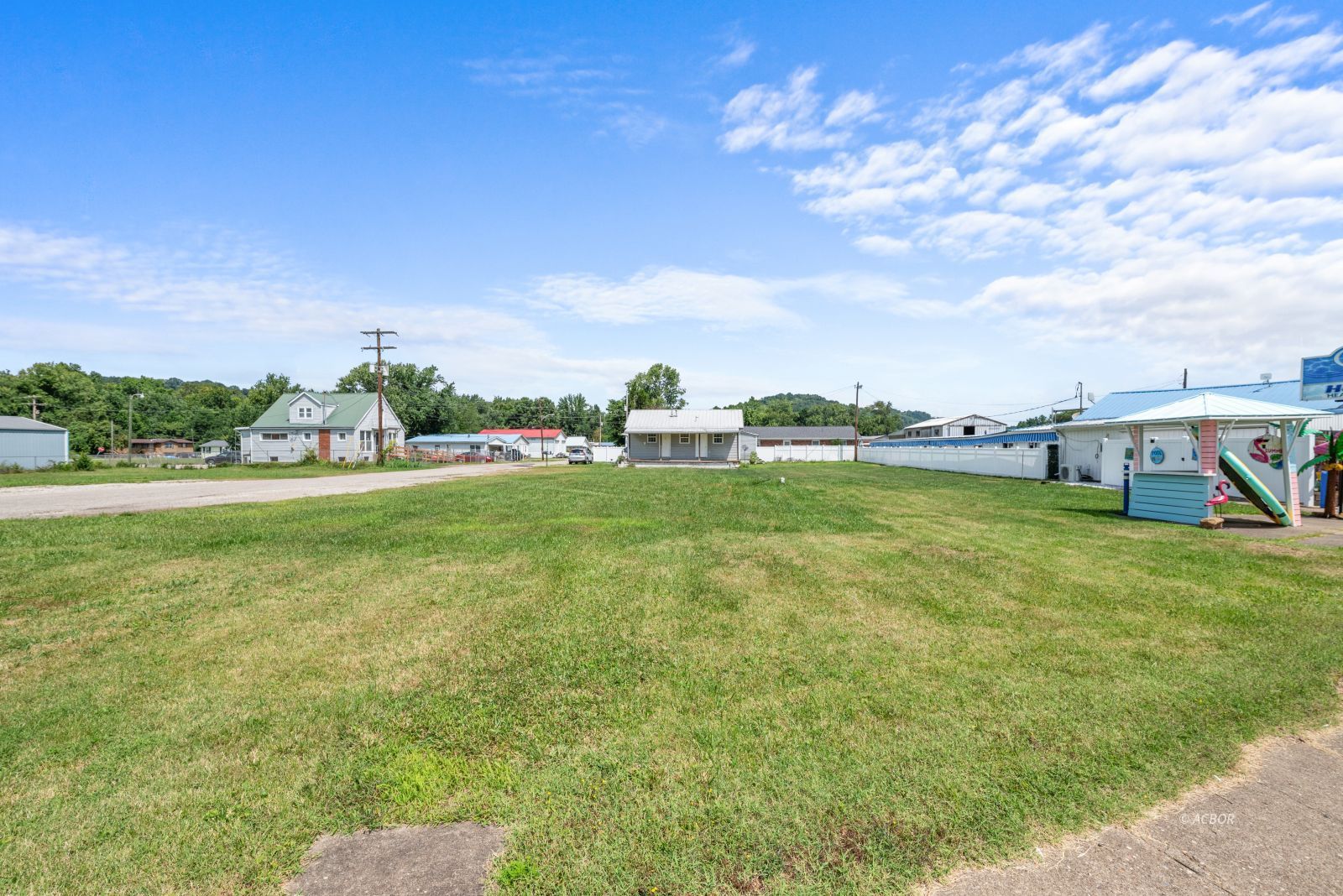 1404 Eastern Ave Property Photo 11