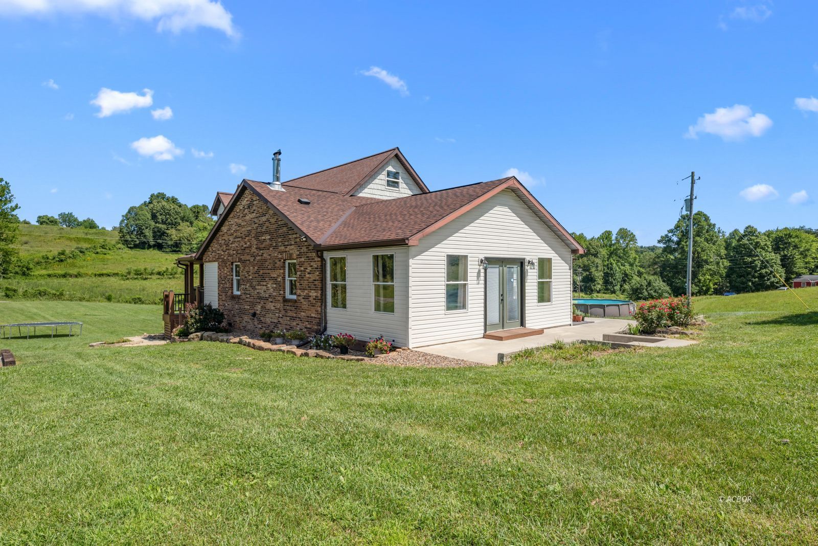 2545 Nebo Rd