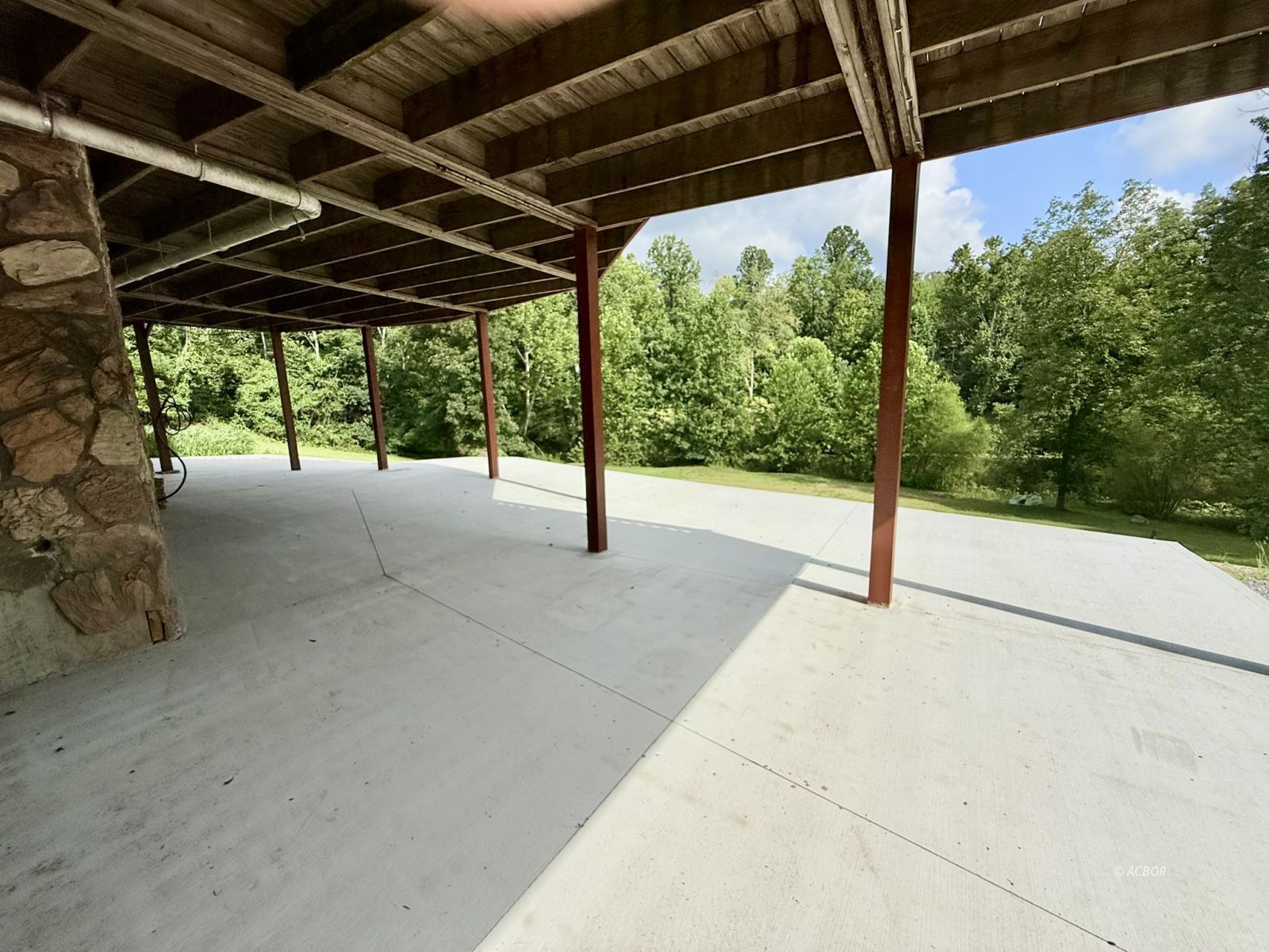 637 Pettit Rd Property Photo 37