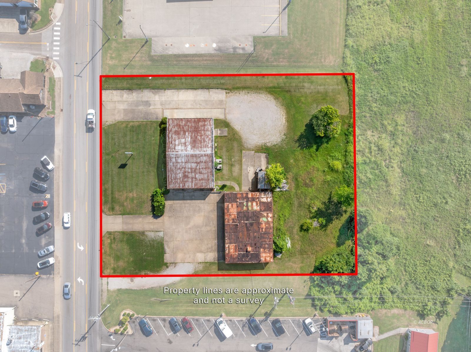1725 Eastern Ave Property Photo 2