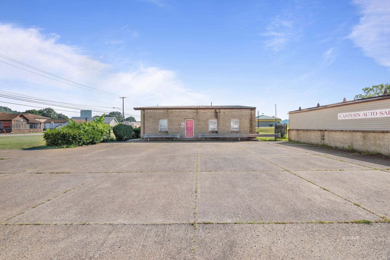 1725 Eastern Ave Property Photo 16
