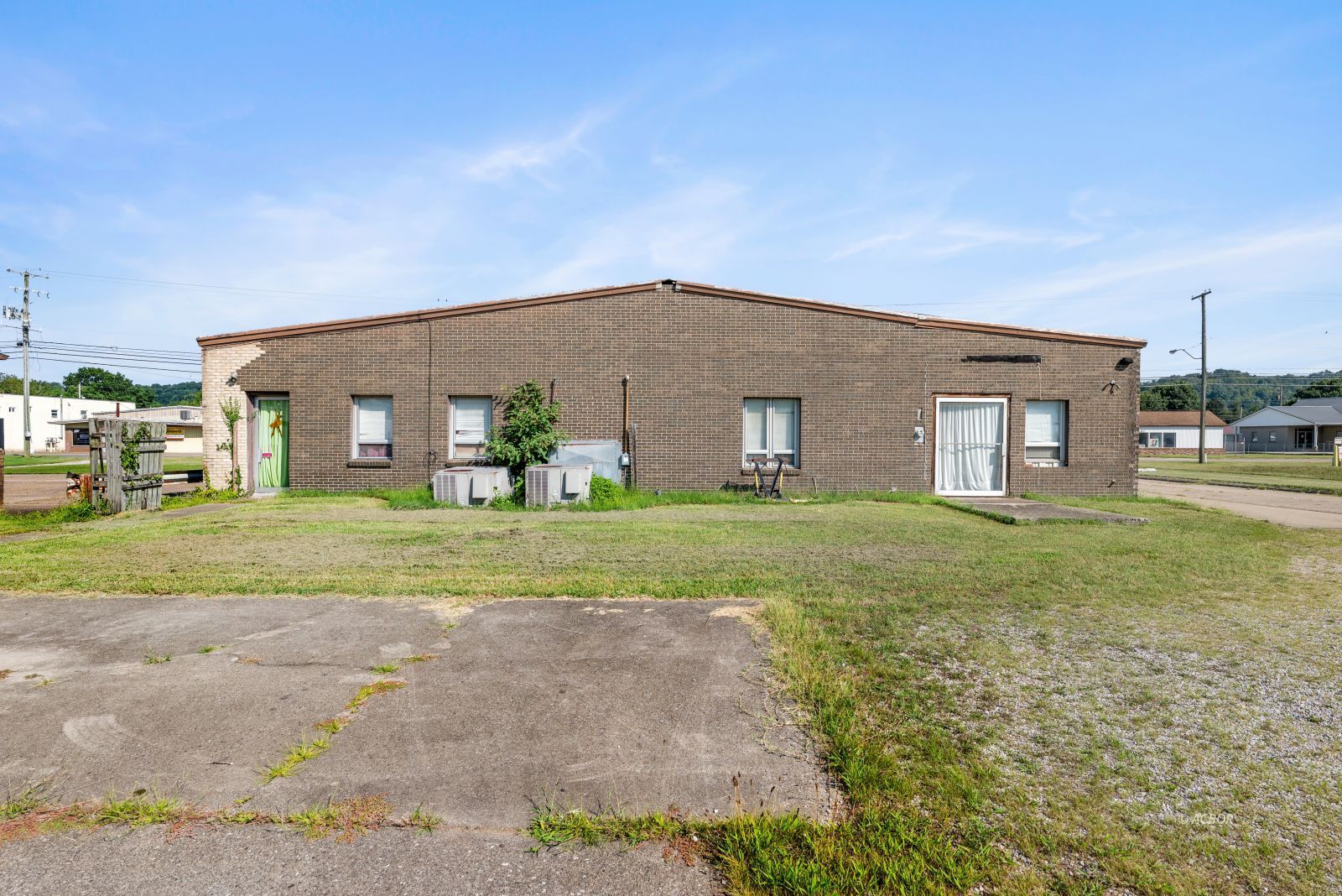 1725 Eastern Ave Property Photo 21