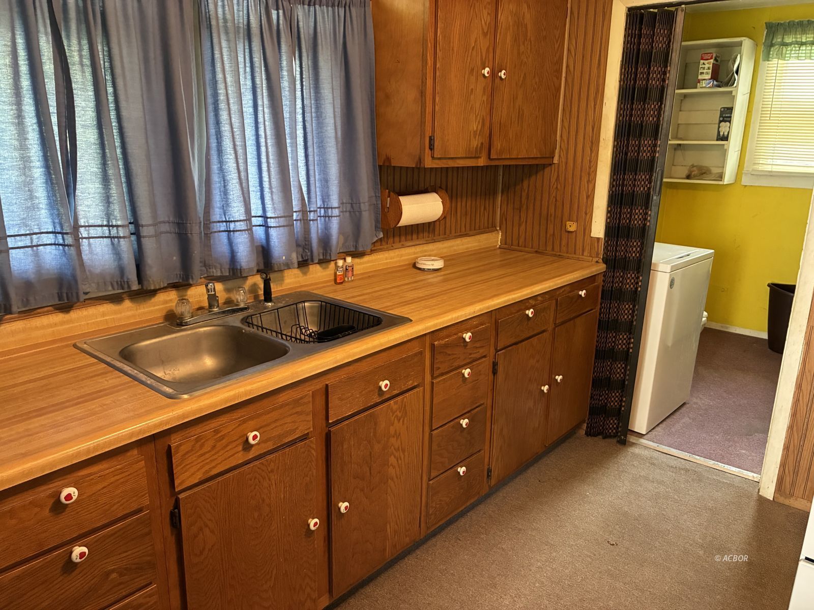 230 Rutland St Property Photo 5