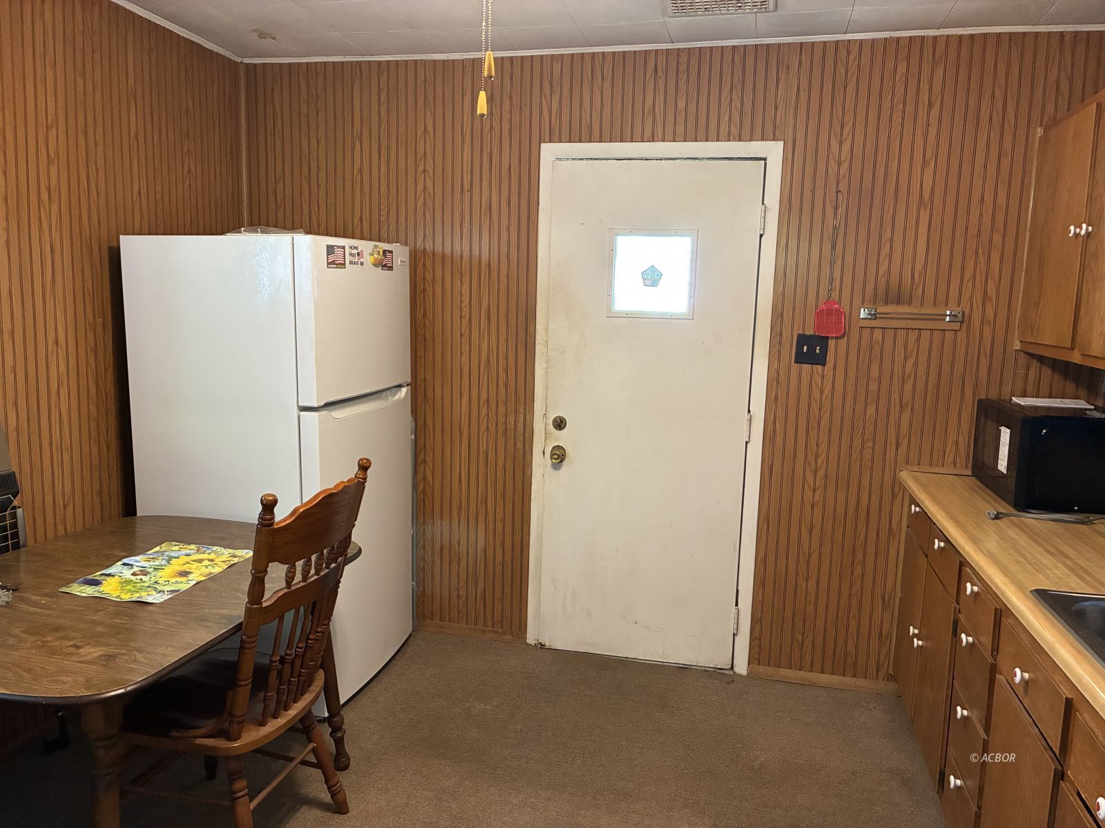 230 Rutland St Property Photo 6