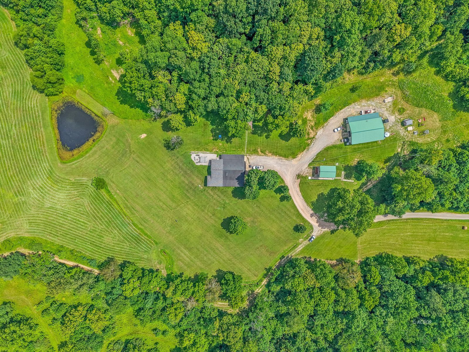 34130 Burney Hollow Rd Property Photo 4