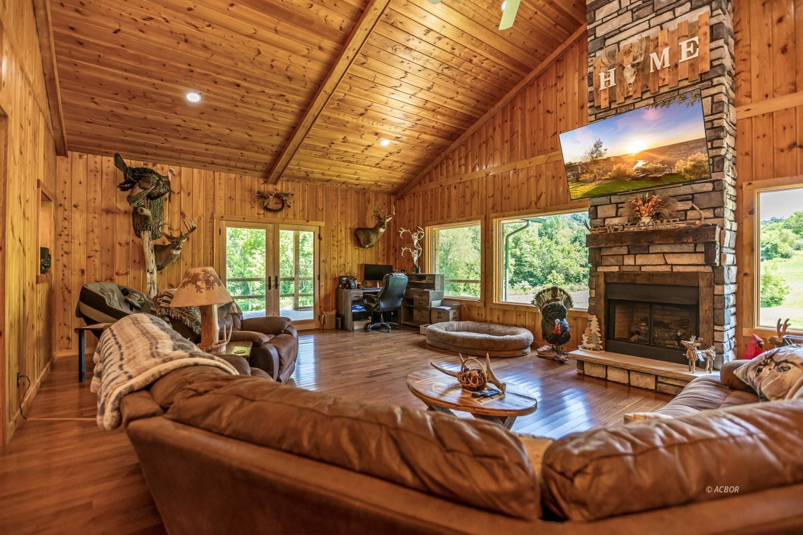 34130 Burney Hollow Rd Property Photo 19