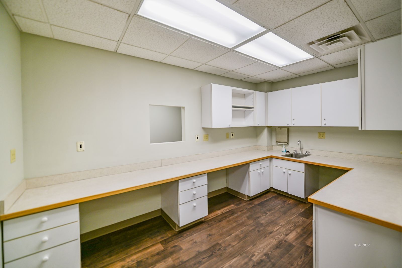 86 Columbus Cir # 203b Property Photo 8