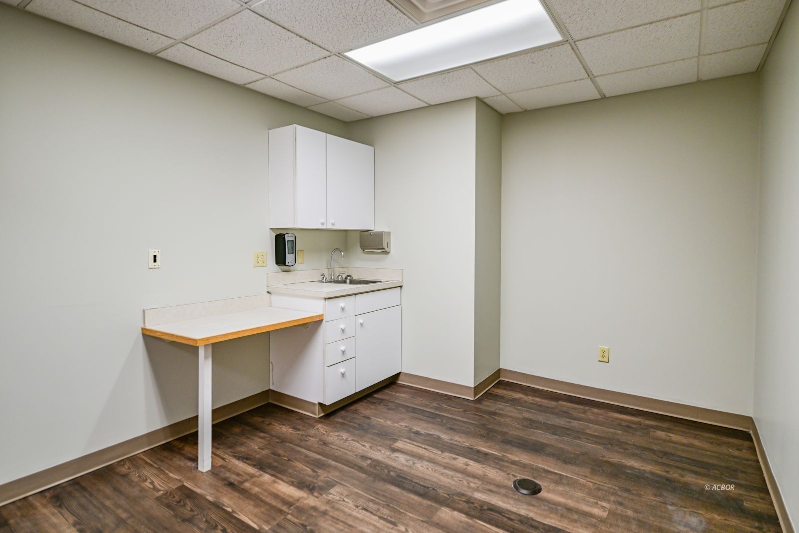 86 Columbus Cir # 203b Property Photo 12