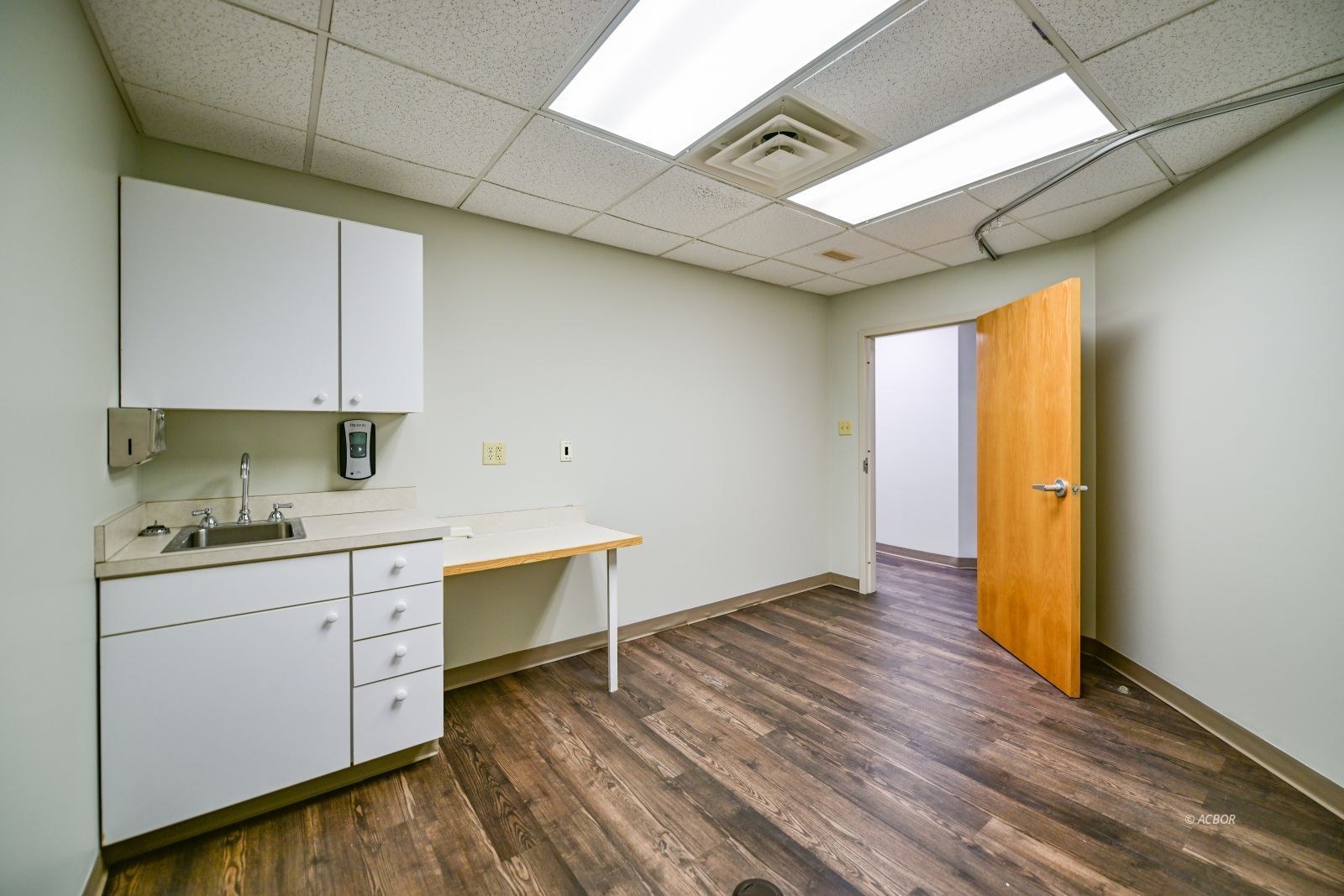 86 Columbus Cir # 203b Property Photo 14