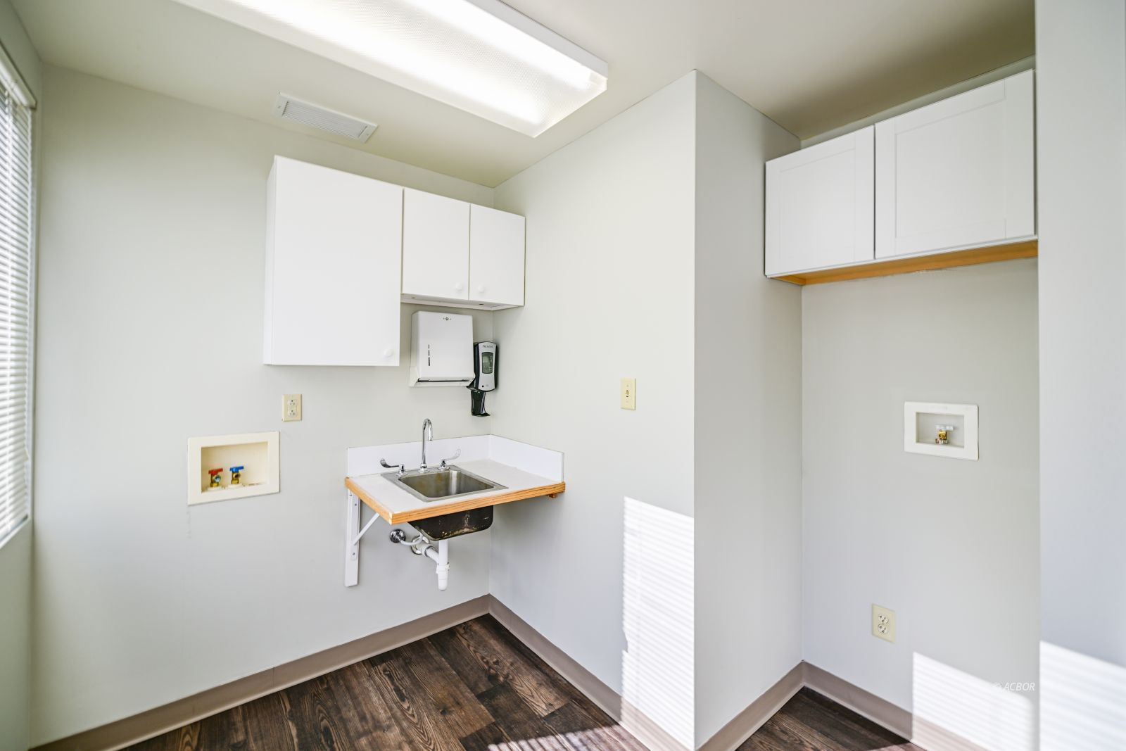 86 Columbus Cir # 203b Property Photo 41