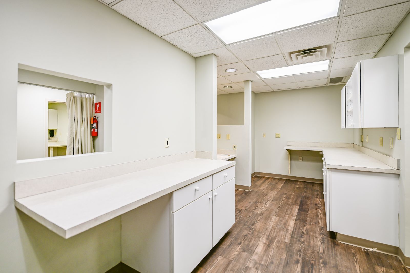 86 Columbus Cir # 203b Property Photo 45