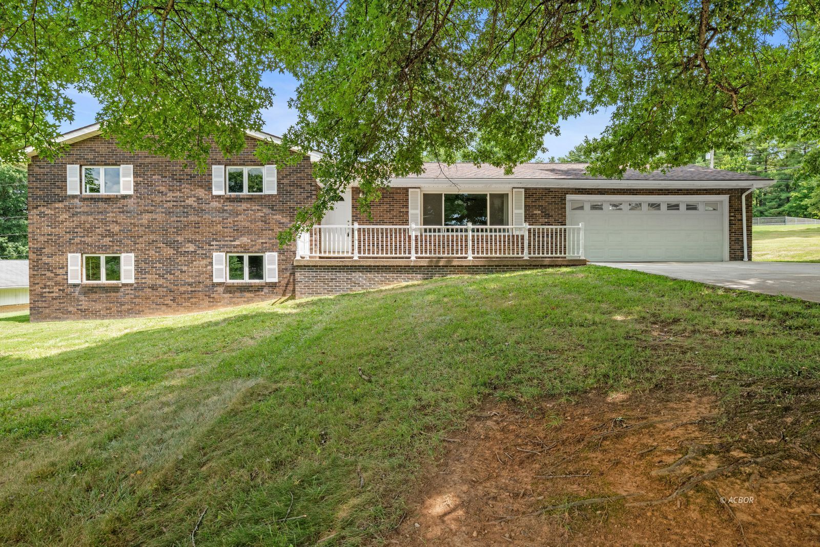 76 Debbie Dr Property Photo 38