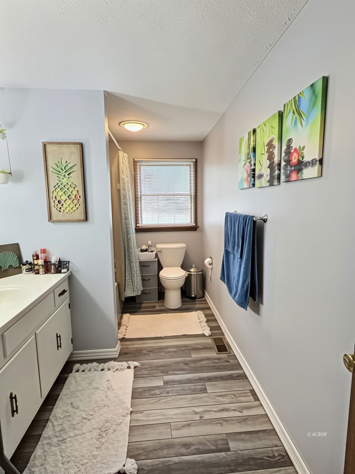 85 E First St Property Photo 10