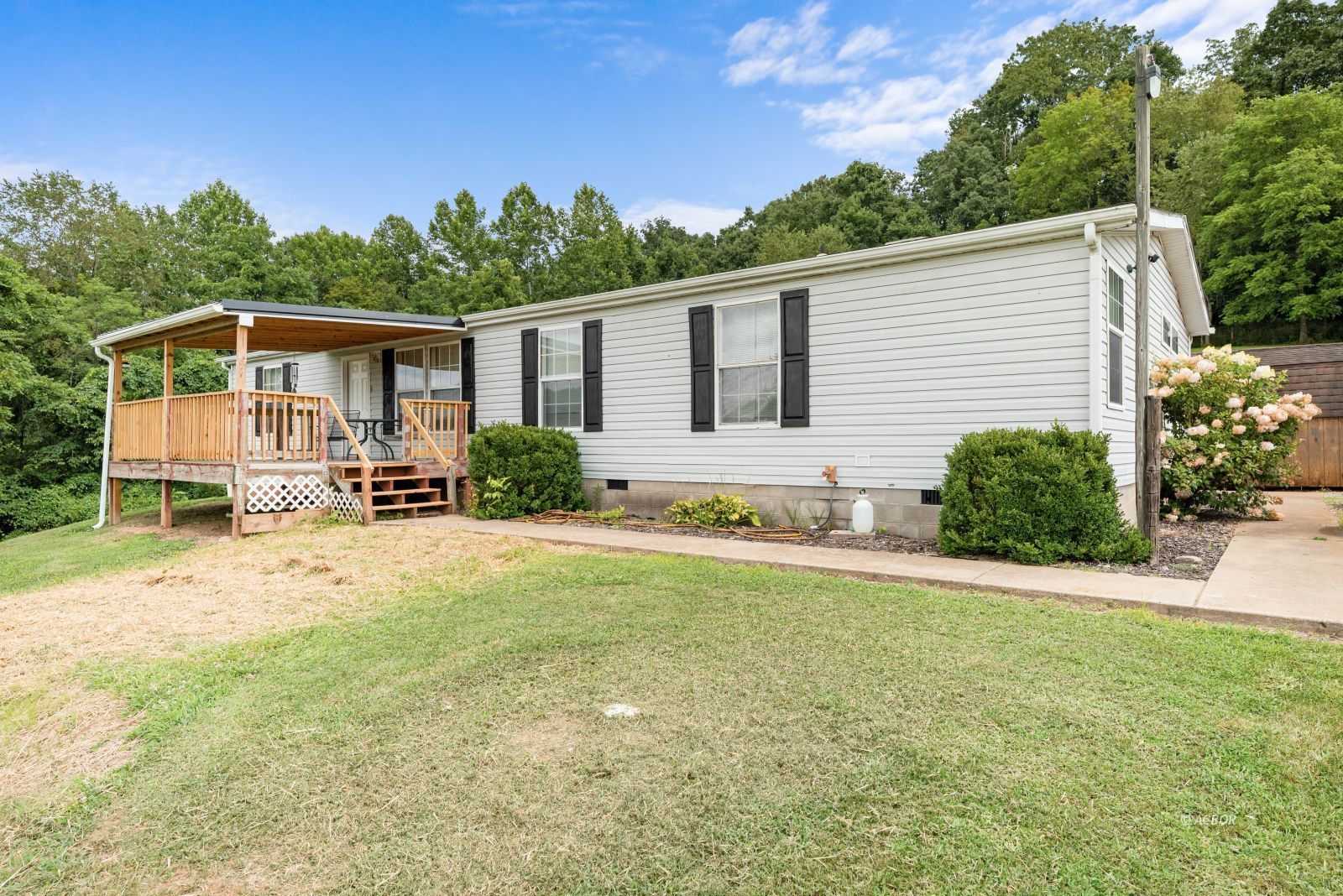 31901 Briar Ridge Rd Property Photo 1