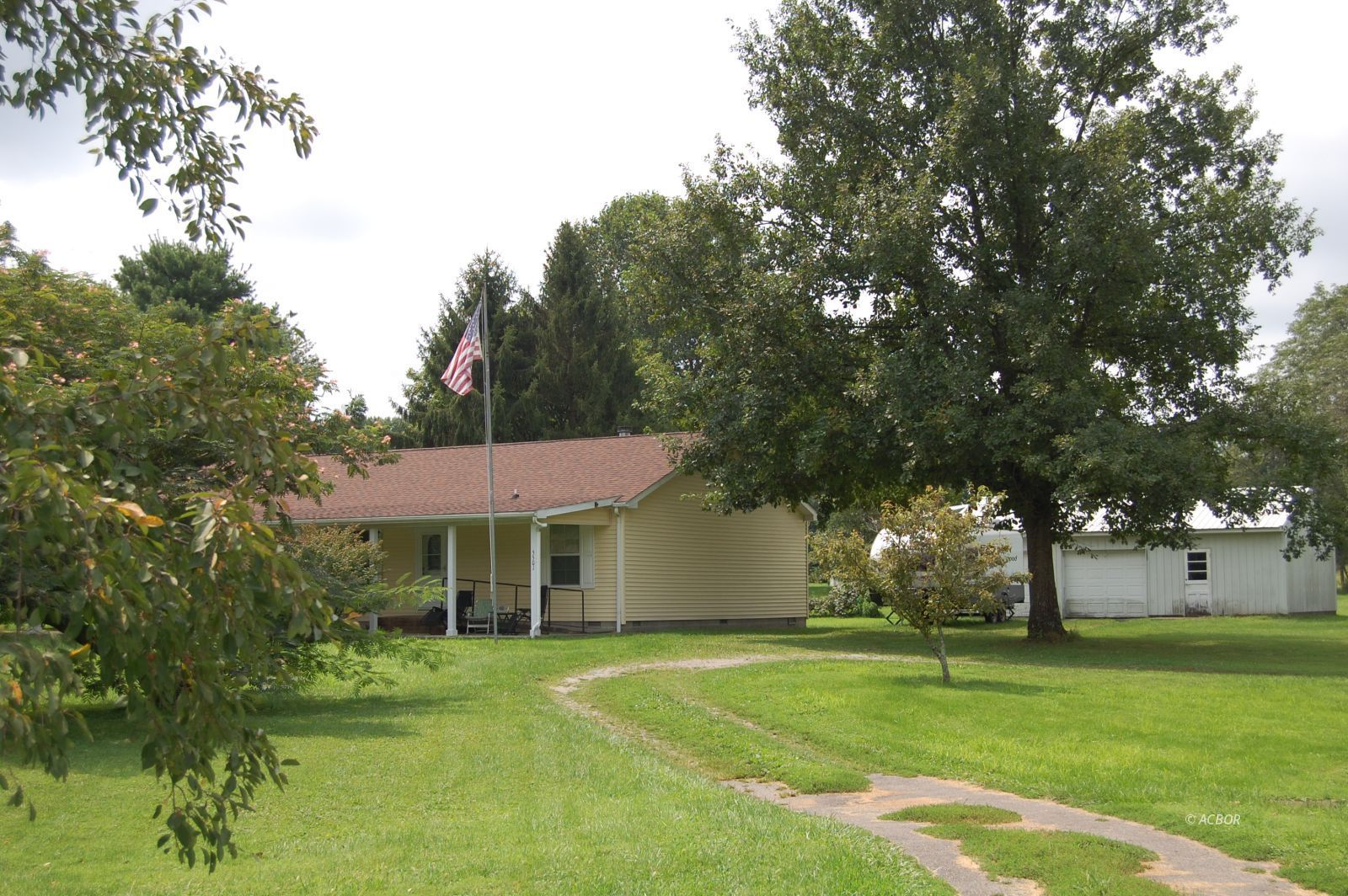 5501 State Street Property Photo 2