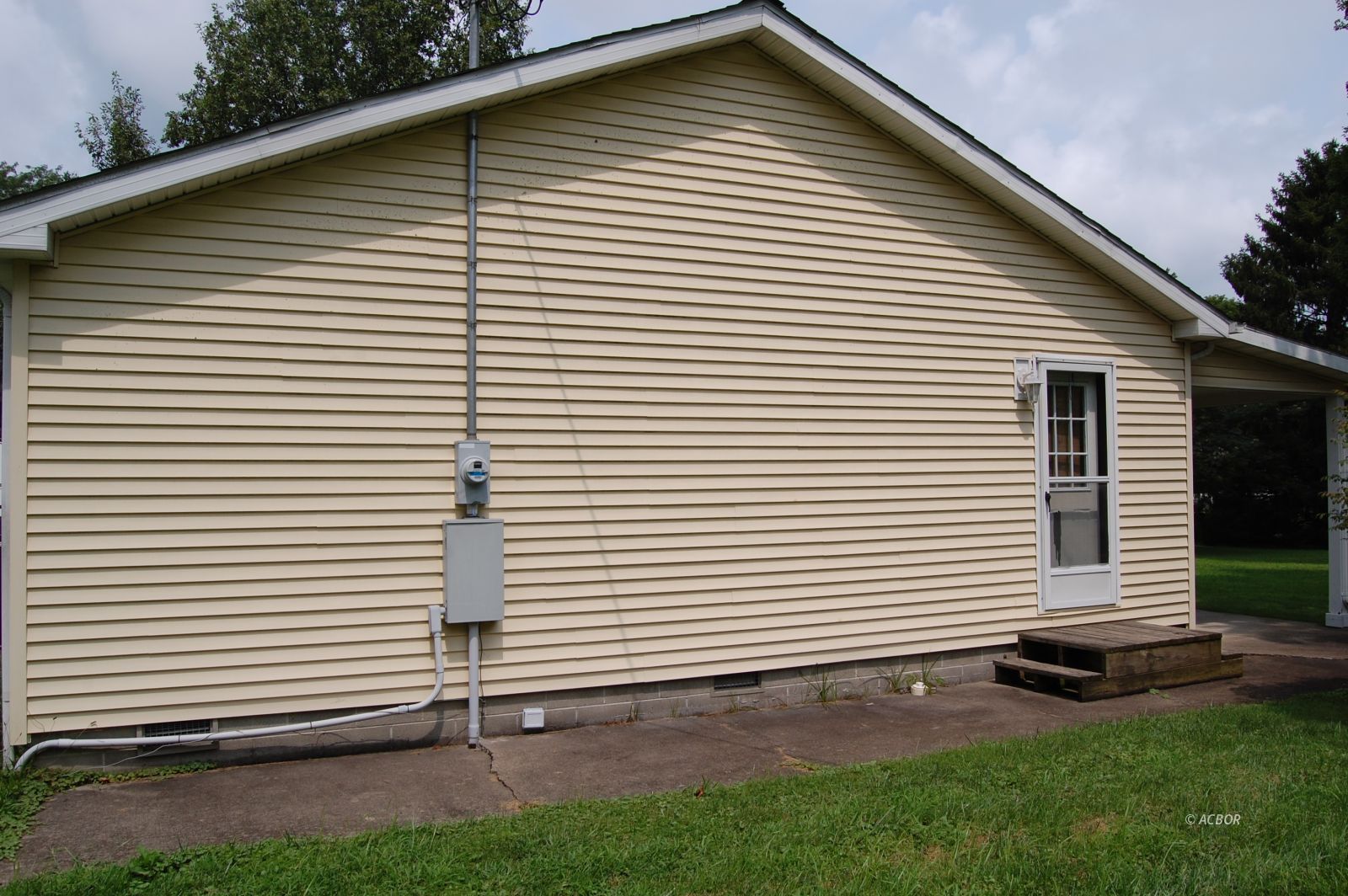 5501 State Street Property Photo 10